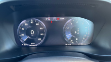 Volvo Xc40 2.0 B4P R DESIGN Pro 5dr Auto [7 speed] Petrol Estate